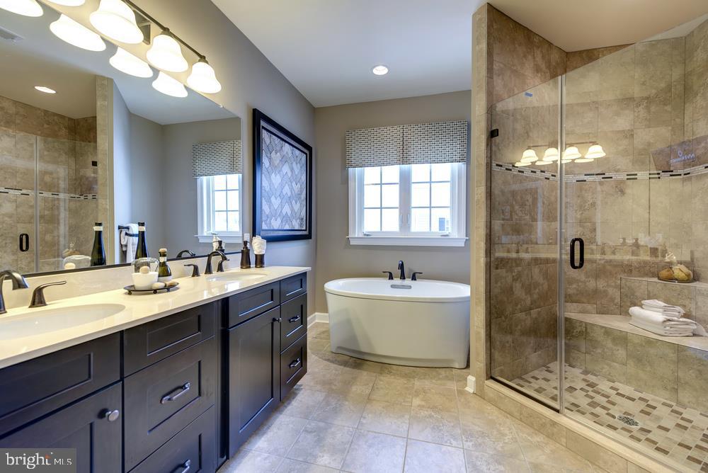 831 Stonecliffe Road Malvern, PA 19355 - Photo 7 of 9