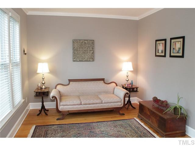 6628 Arbor Grande Way Raleigh, NC 27615 - Photo 3 of 20 Living Room
