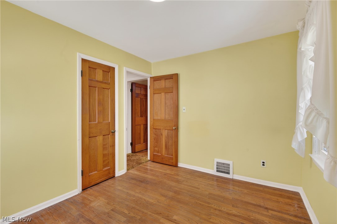 23660 Colbourne Road Euclid, OH 44123 - Photo 17 of 39