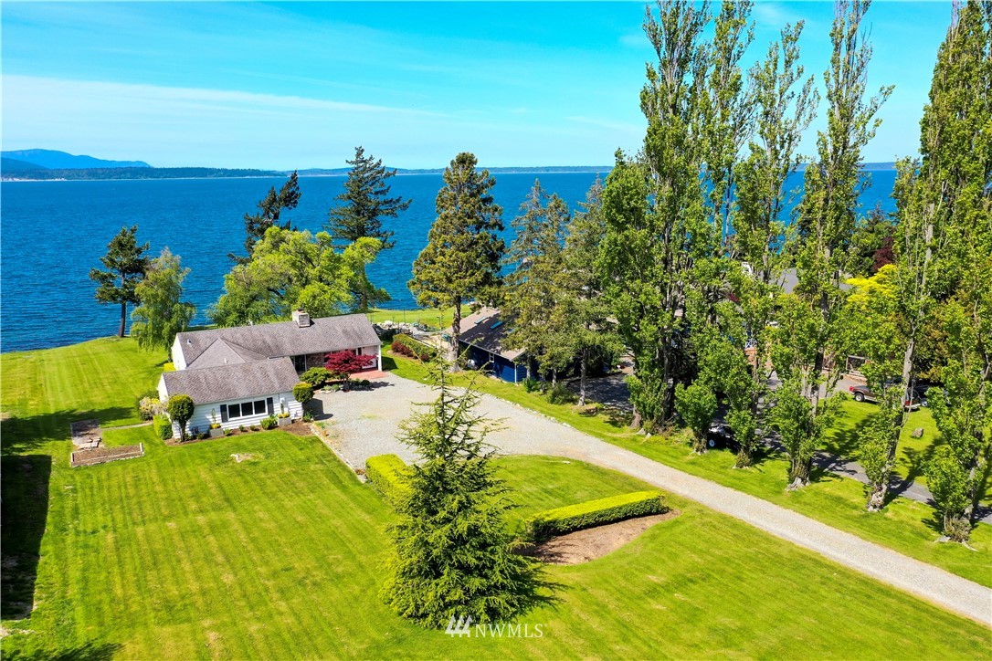 512 Bayside Road Bellingham, WA 98225 - Photo 1 of 25 Gallery Image 1