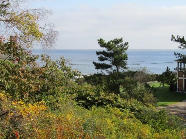 26 Algonquin Road Cape Elizabeth, ME 04107 - Photo 5 of 30 Photo