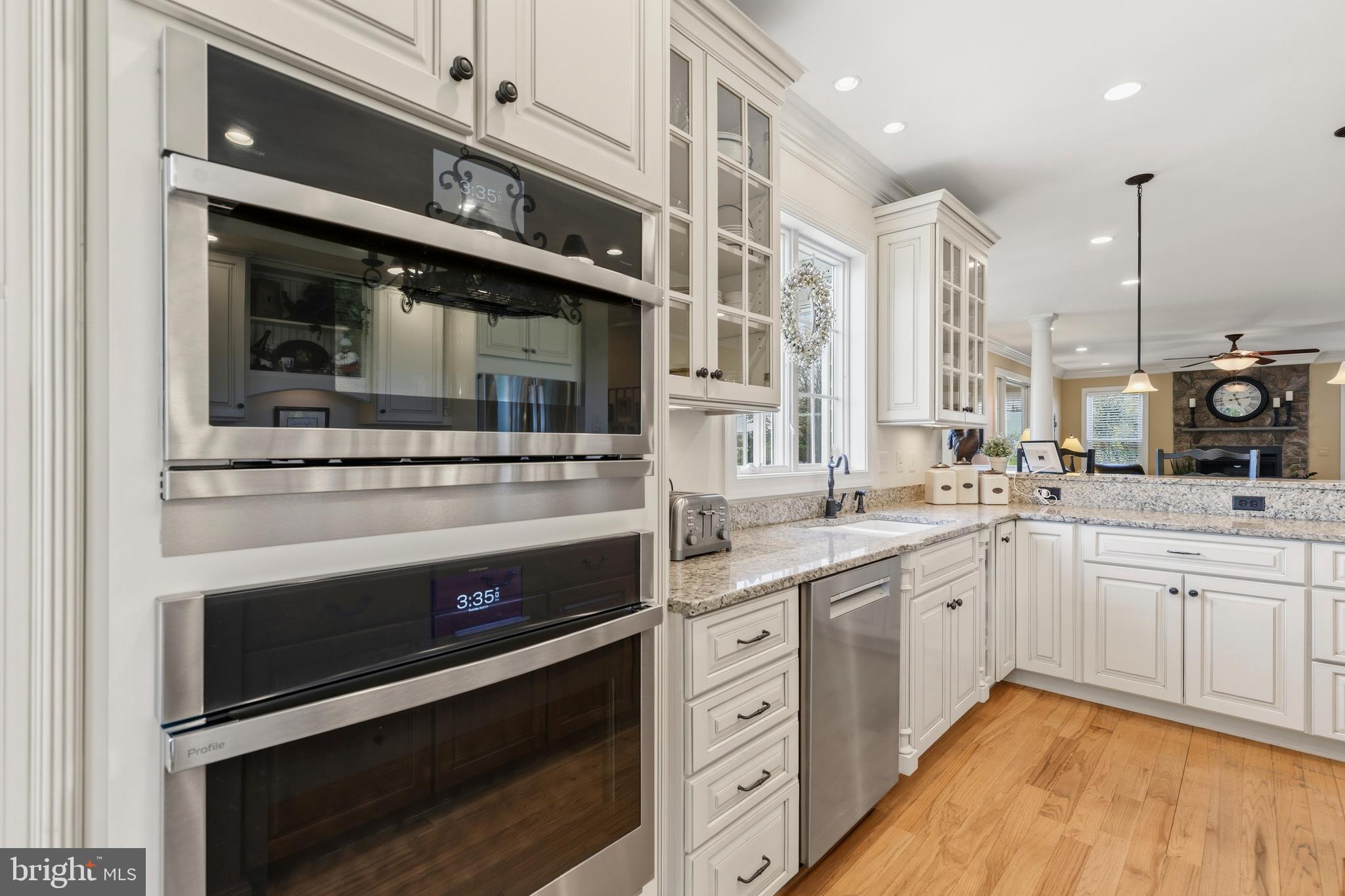 16527 Hampton Road Hamilton, VA 20158 - Photo 9 of 56 New Stainless Steel Appliances