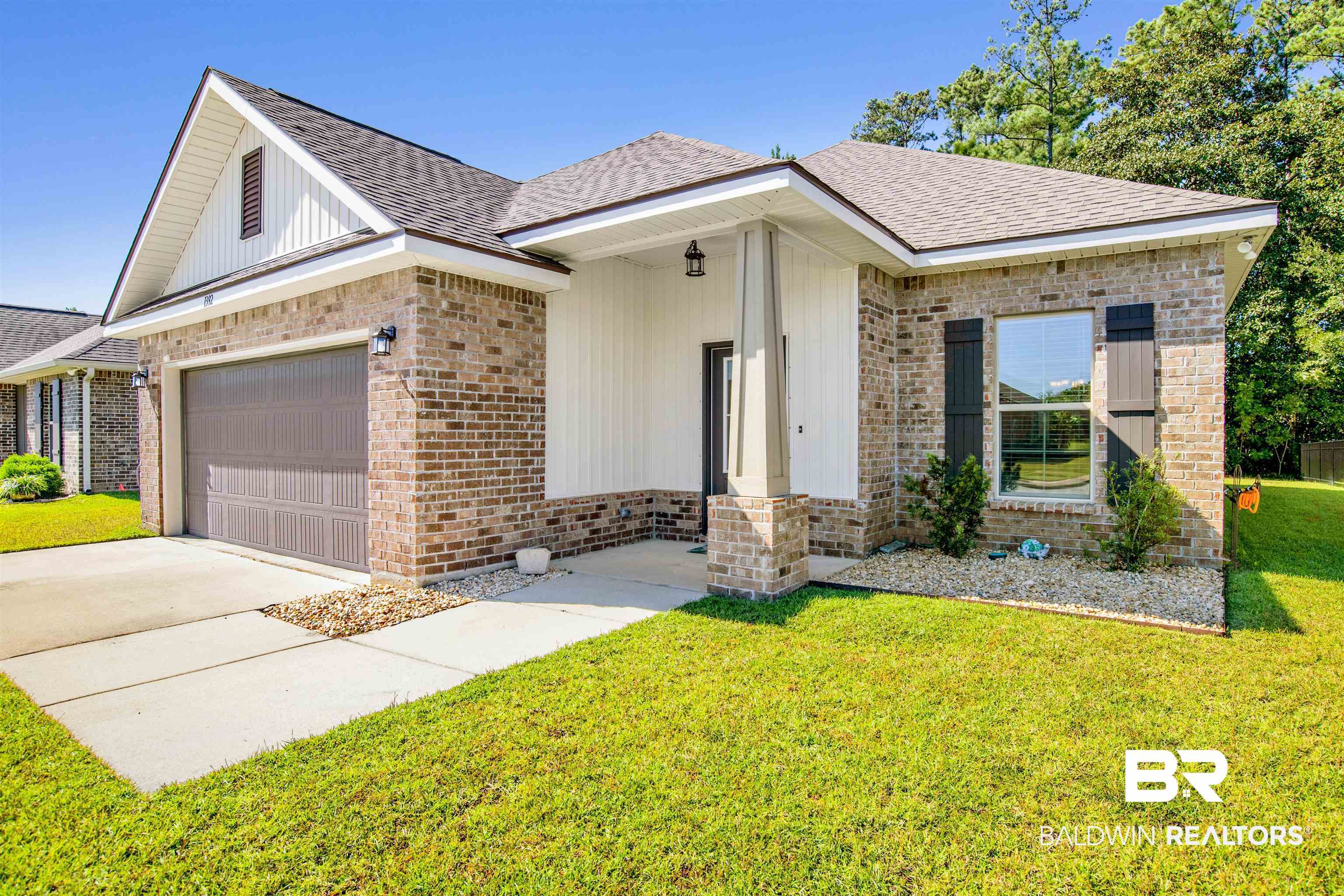 1392 Surrey Loop Foley, AL 36535 - Photo 2 of 35
