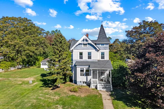 $750,000 | 16 Prospect Hill Road, Groton, CT 06340