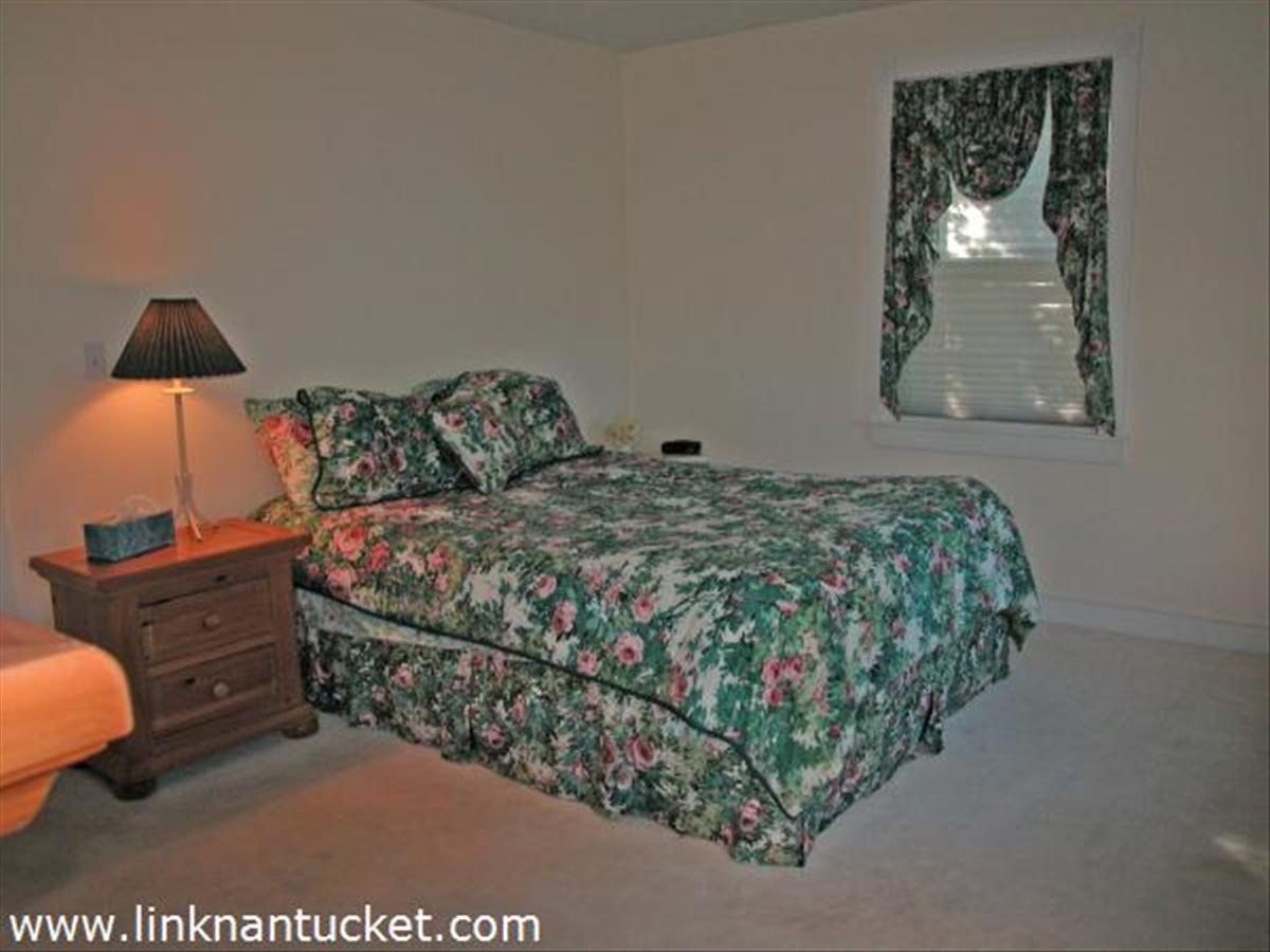12 Rudder Lane Nantucket, MA 02554 - Photo 13 of 17 Gallery Image 13