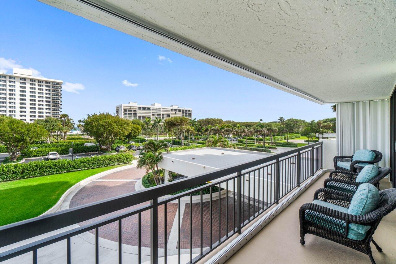2003 N Ocean Boulevard, 302 Boca Raton, FL 33431 - Photo 14 of 45 026-2003NorthOceanBoulevard-302-BocaRato