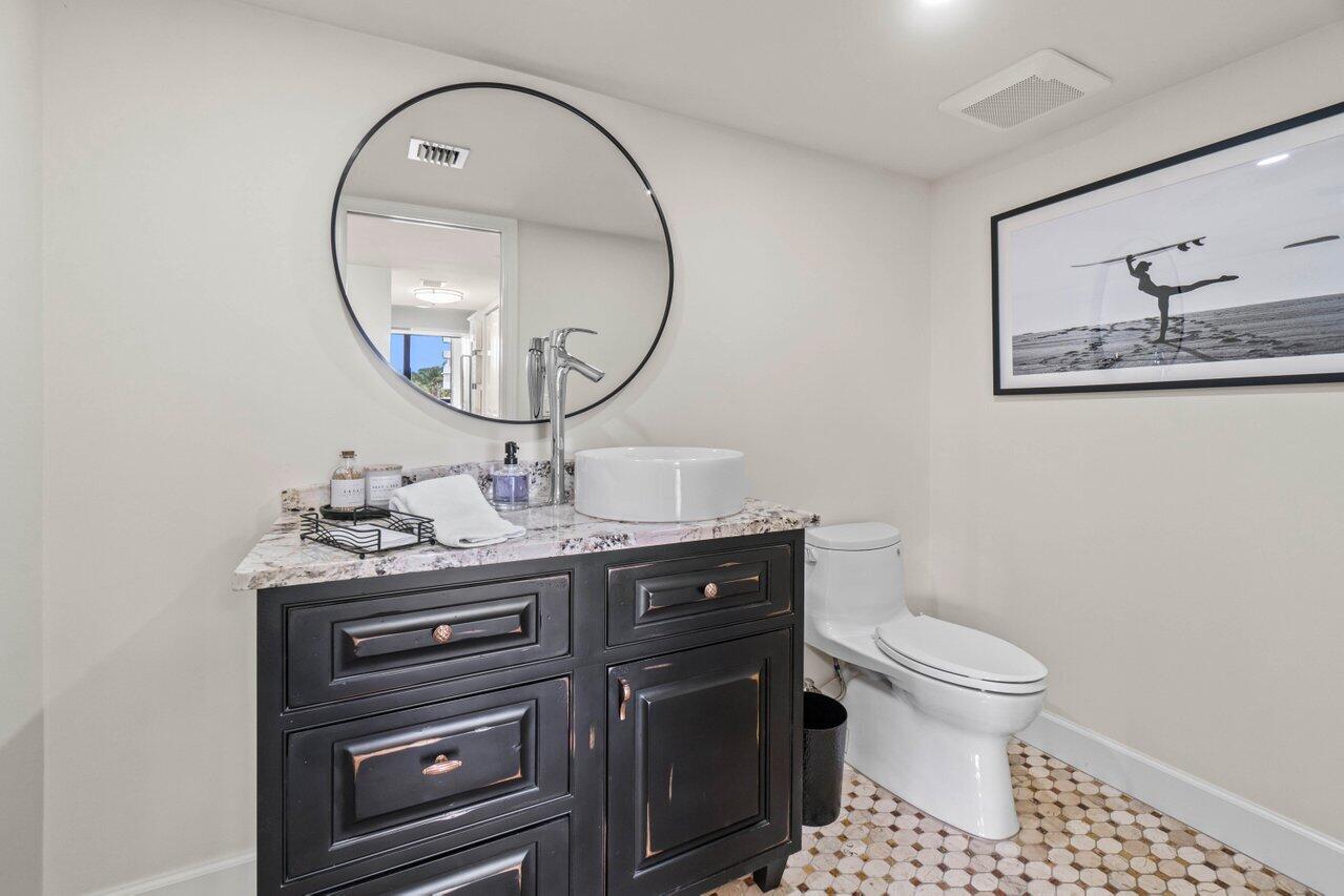 2003 N Ocean Boulevard, 302 Boca Raton, FL 33431 - Photo 5 of 45 008-2003NorthOceanBoulevard-302-BocaRato