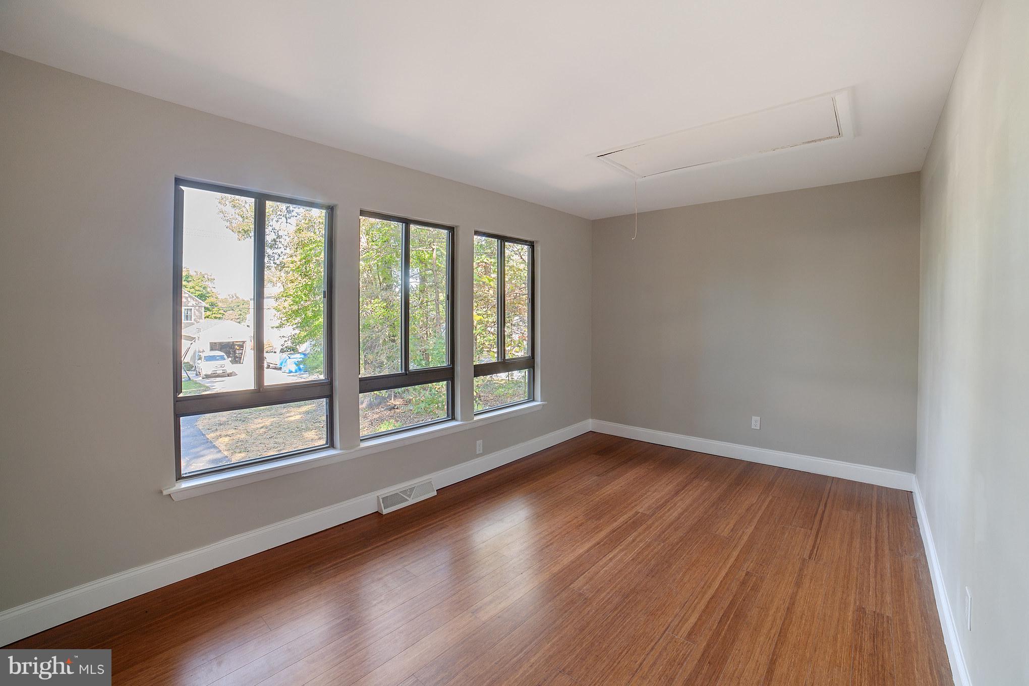 239 Beachwood Road Pasadena, MD 21122 - Photo 17 of 30 Gallery Image 17