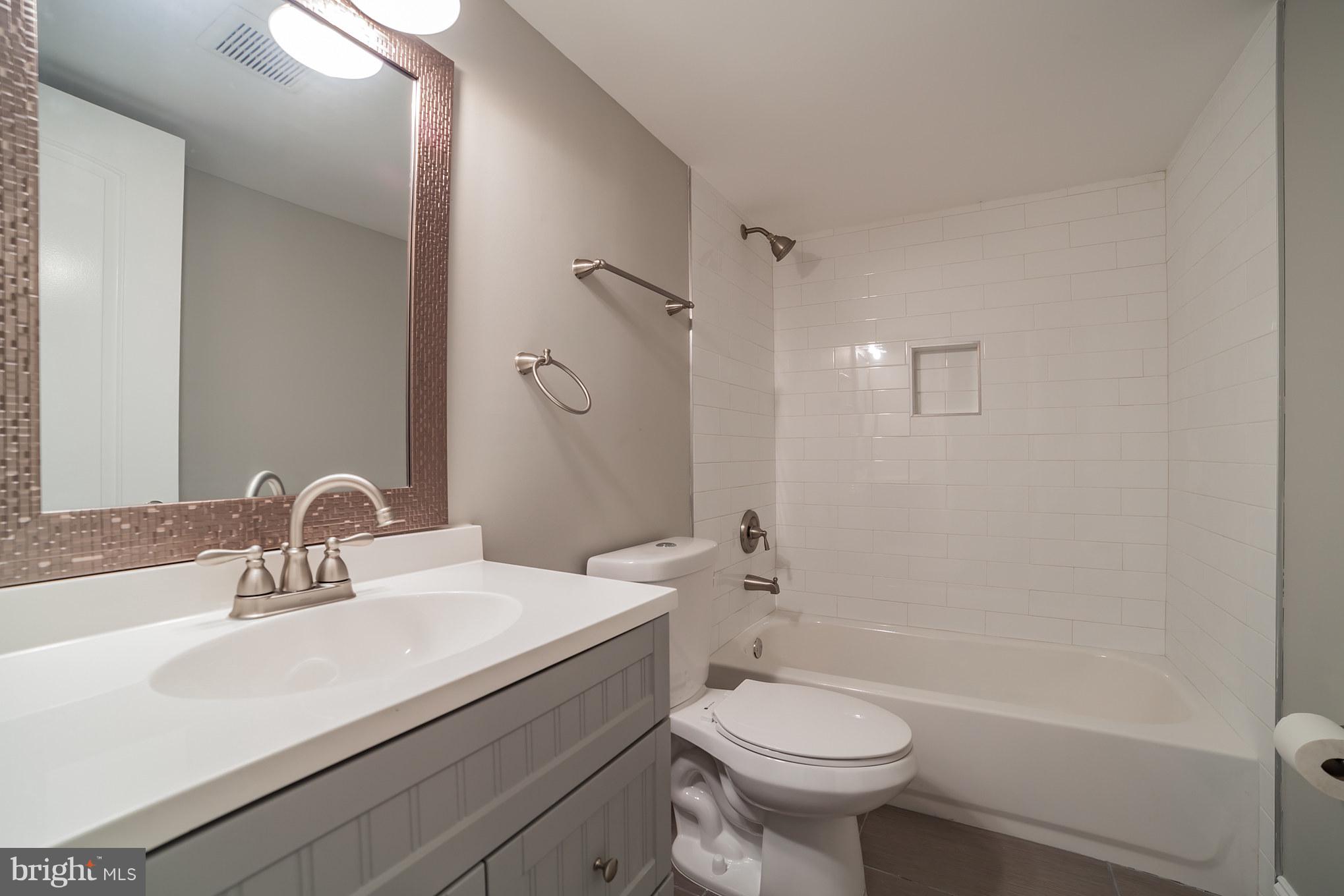 239 Beachwood Road Pasadena, MD 21122 - Photo 18 of 30 Gallery Image 18