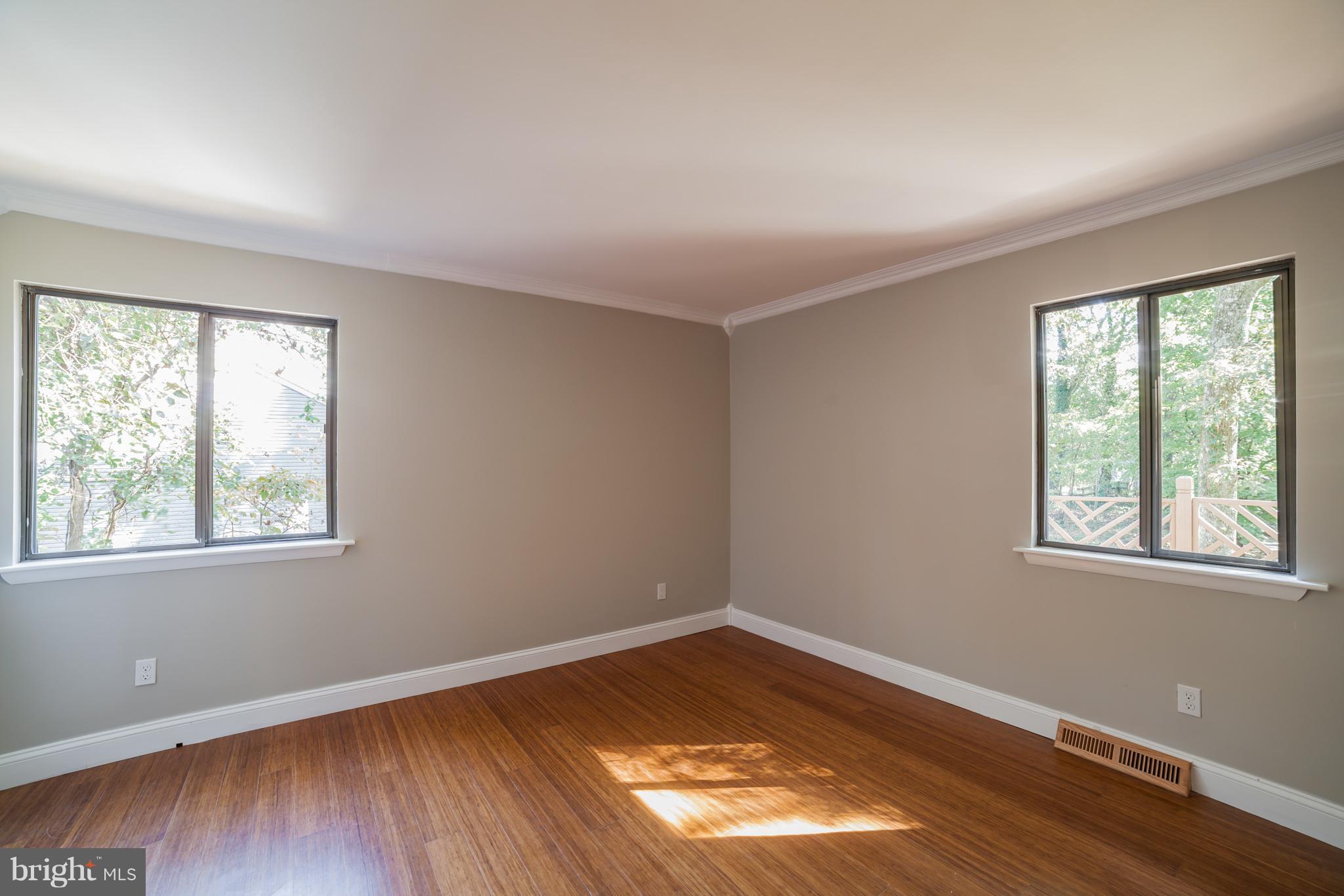 239 Beachwood Road Pasadena, MD 21122 - Photo 9 of 30 Gallery Image 9