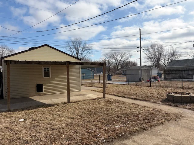 $109,900 | 742 26th Street, East Moline, IL 61244
