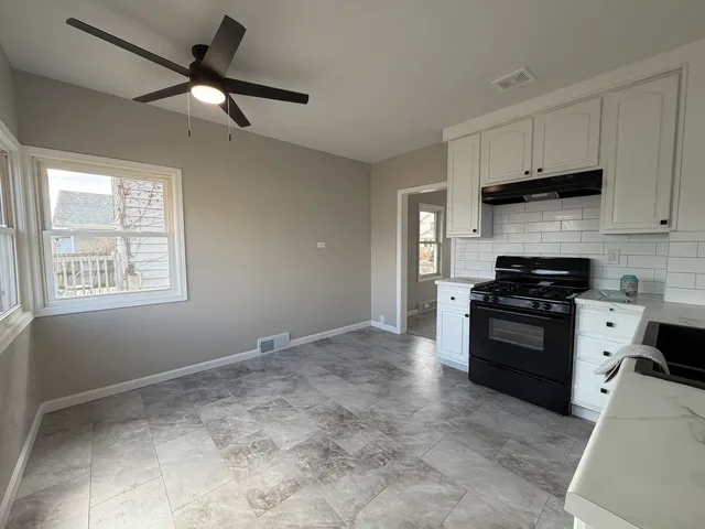 $109,900 | 742 26th Street, East Moline, IL 61244