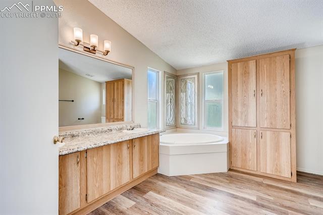 1877 Pathfinder Road Florissant, CO 80816 - Photo 13 of 26 Gallery Image 13