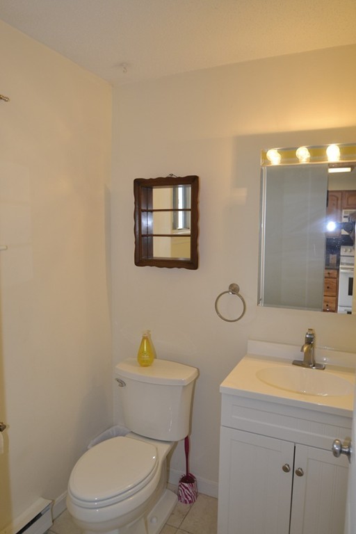 9 Beal's Cove Road, Unit E Hingham, MA 02043 - Photo 7 of 16 Gallery Image 7