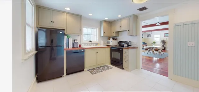 $289,000 | 1091 Highway 2, North Hero, VT 05474