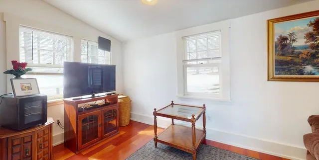 $289,000 | 1091 Highway 2, North Hero, VT 05474