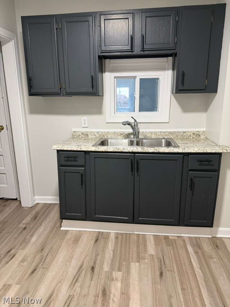 4106 Lee Road, Unit 3 Cleveland, OH 44128 - Photo 5 of 18