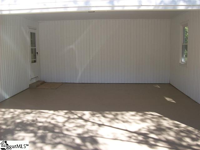 207 Gravley Road Greer, SC 29651 - Photo 21 of 25 Gallery Image 21