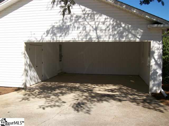 207 Gravley Road Greer, SC 29651 - Photo 24 of 25 Gallery Image 24