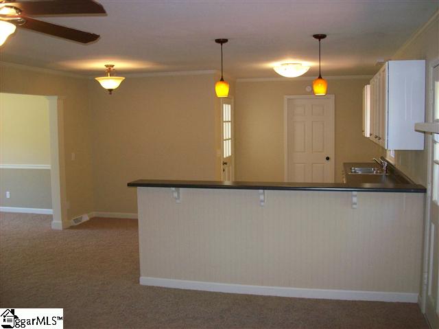 207 Gravley Road Greer, SC 29651 - Photo 10 of 25 Gallery Image 10