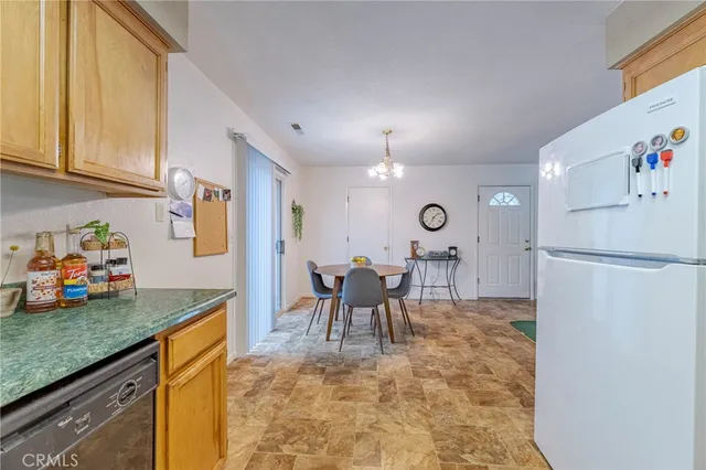 $325,000 | 331 La Mesa Court, Merced, CA 95341