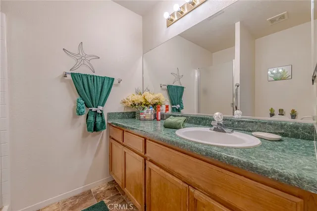 $325,000 | 331 La Mesa Court, Merced, CA 95341