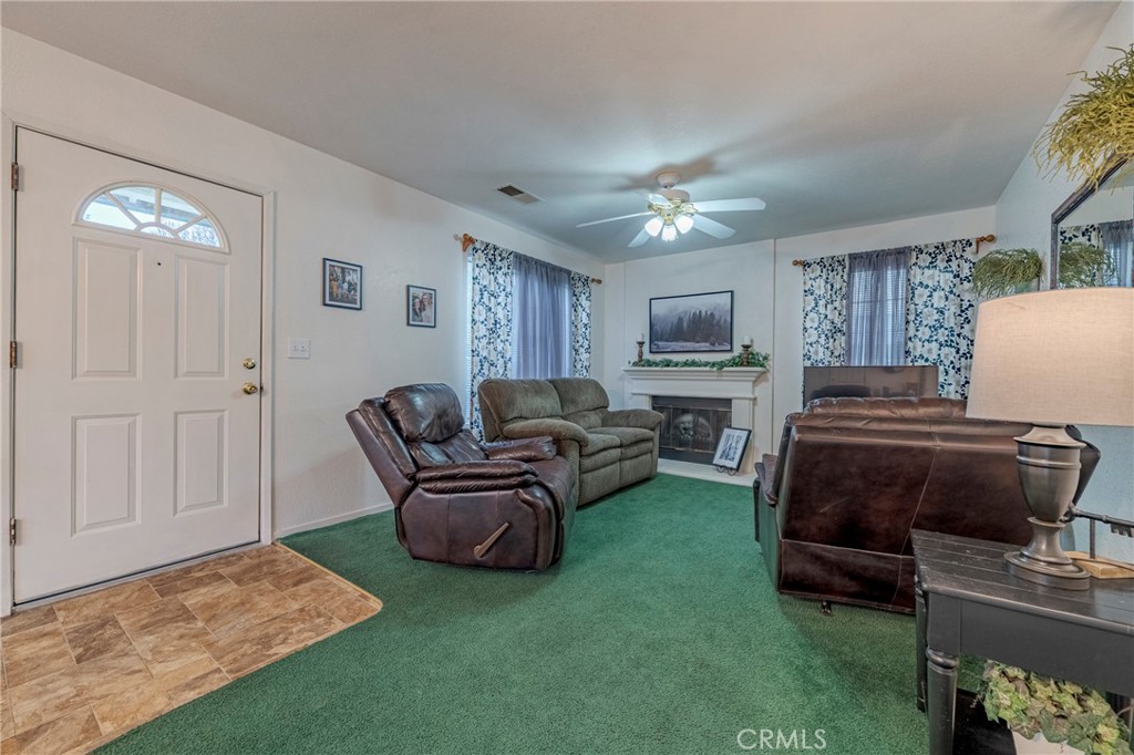 331 La Mesa Court Merced, CA 95341 - Photo 7 of 25