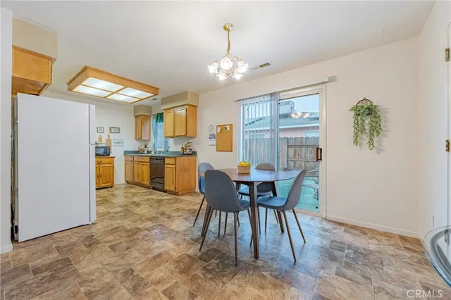 $325,000 | 331 La Mesa Court, Merced, CA 95341