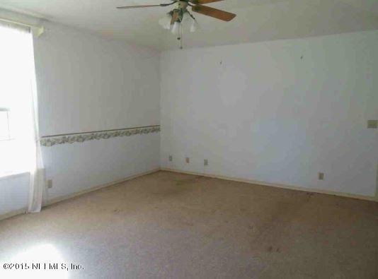 939 Halsema Road North Jacksonville, FL 32220 - Photo 6 of 9 5