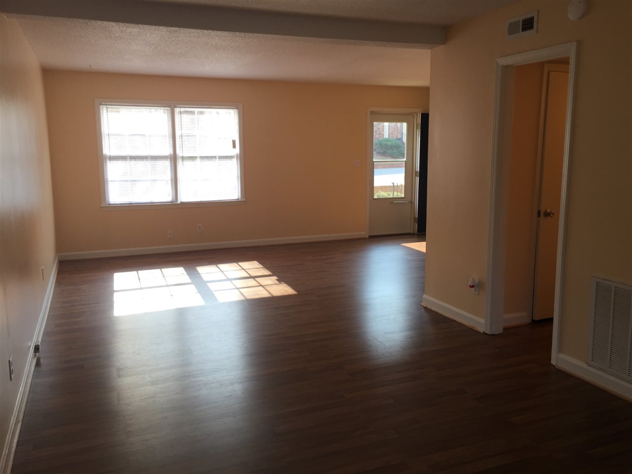 1432 F Dover Road Spartanburg, SC 29301 - Photo 3 of 13 Gallery Image 3