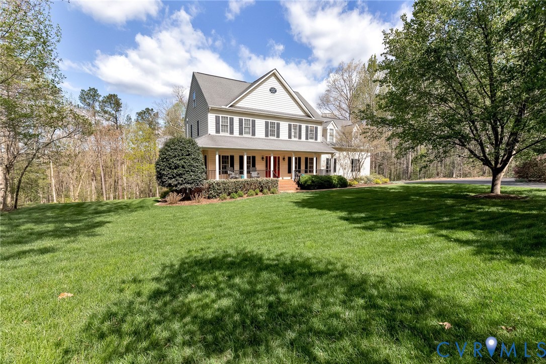 14436 Overlook Ridge Lane Beaverdam, VA 23015 - Photo 3 of 82 Large front yard - invisible fence in front & rear