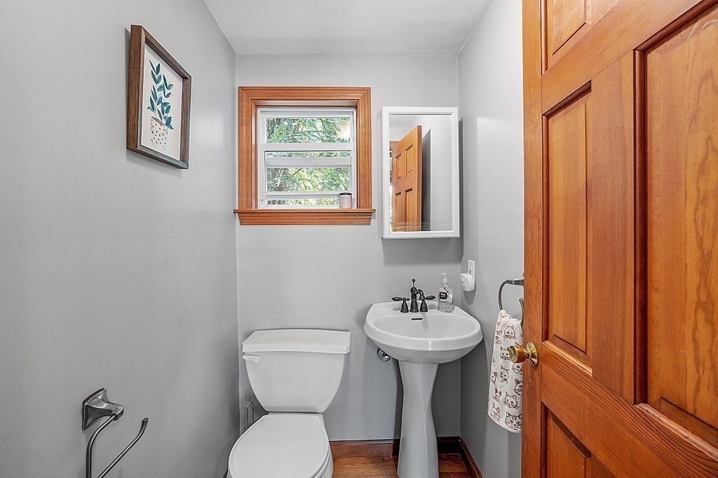 43 Public Road Lancaster, MA 01523 - Photo 12 of 28