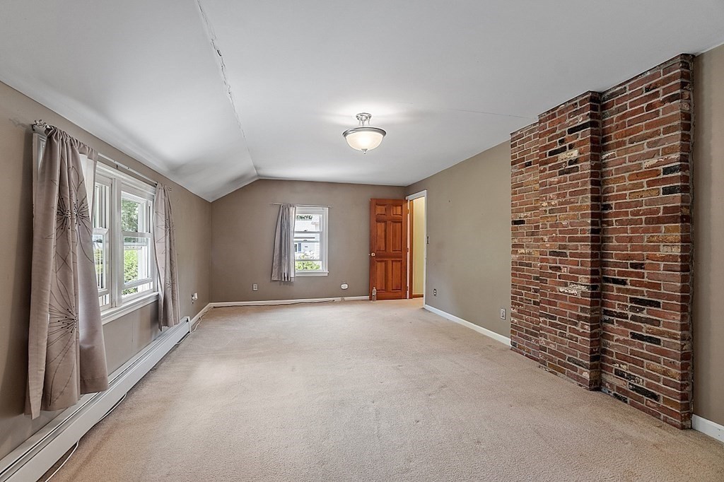 43 Public Road Lancaster, MA 01523 - Photo 18 of 28