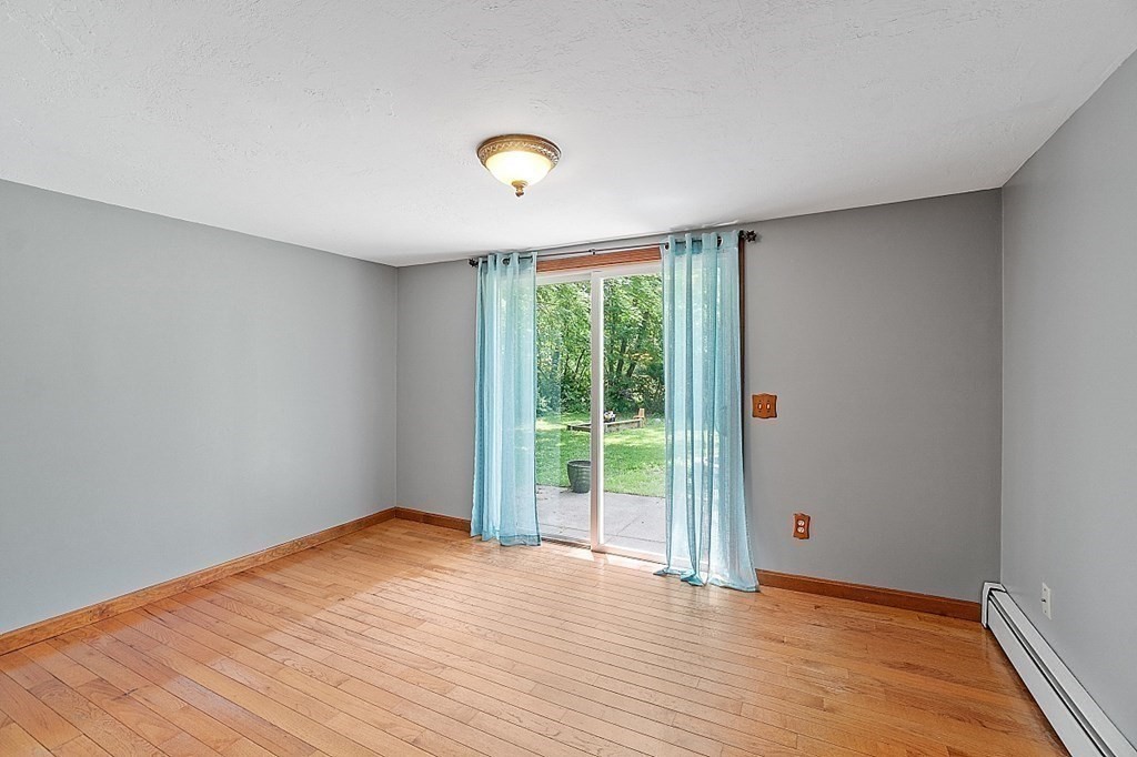 43 Public Road Lancaster, MA 01523 - Photo 7 of 28