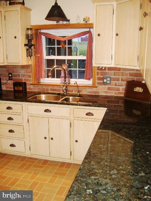 2019 Millstream Road Lancaster, PA 17602 - Photo 29 of 50