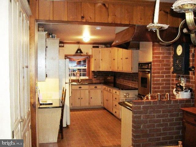2019 Millstream Road Lancaster, PA 17602 - Photo 32 of 50