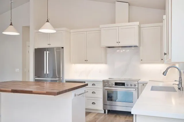 $881,000 | 226 Cameron Court, Grass Valley, CA 95945