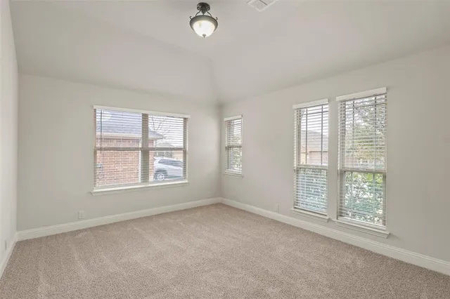 $350,000 | 1020 Broken Wheel Trail, Aubrey, TX 76227