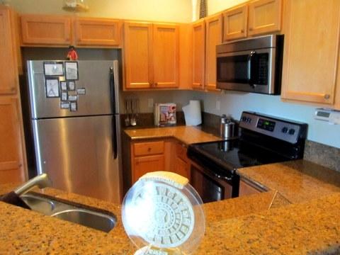 3066 Laurel Ridge Circle Riviera Beach, FL 33404 - Photo 11 of 23 GRANITE COUNTER & DUAL UNDERMOUNT SINK