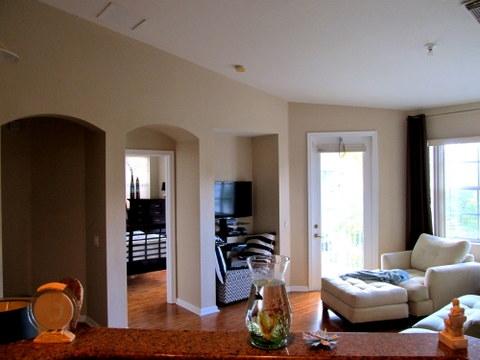 3066 Laurel Ridge Circle Riviera Beach, FL 33404 - Photo 3 of 23 GREATROOM