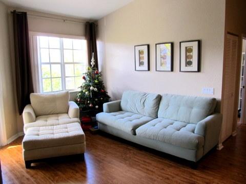 3066 Laurel Ridge Circle Riviera Beach, FL 33404 - Photo 6 of 23 LIVING ROOM