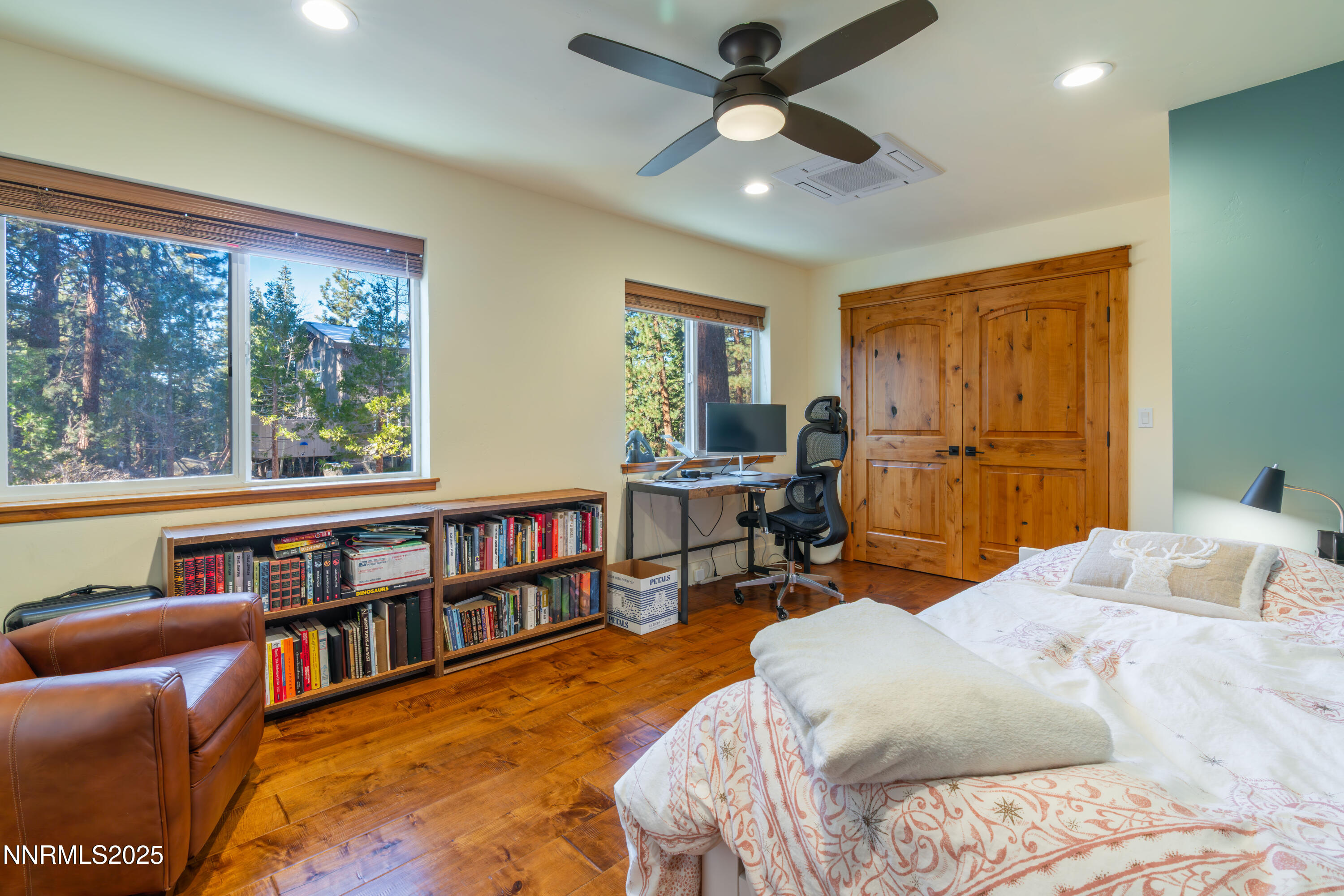 171 Pine Drive Stateline, NV 89449 - Photo 20 of 40 DSC09315-Edit