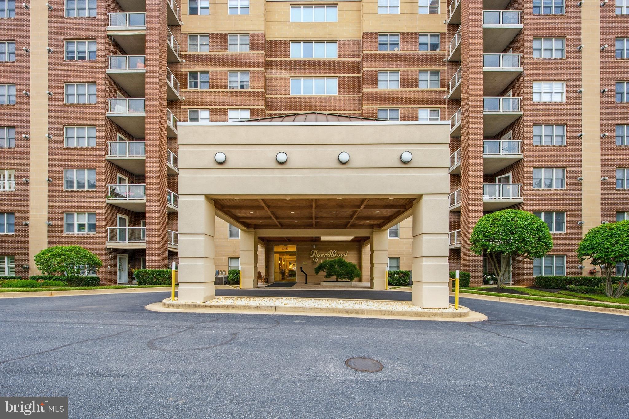12240 Roundwood Road, Unit 509 Lutherville-Timonium, MD 21093 - Photo 3 of 39