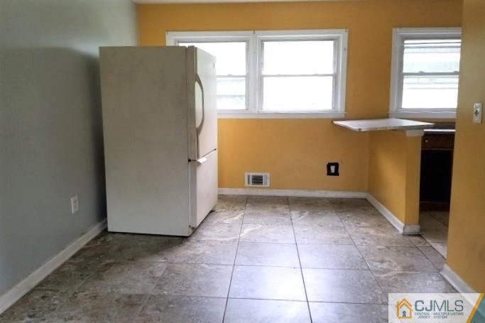 227 Phillips Road Somerset, NJ 08873 - Photo 6 of 16 Gallery Image 6