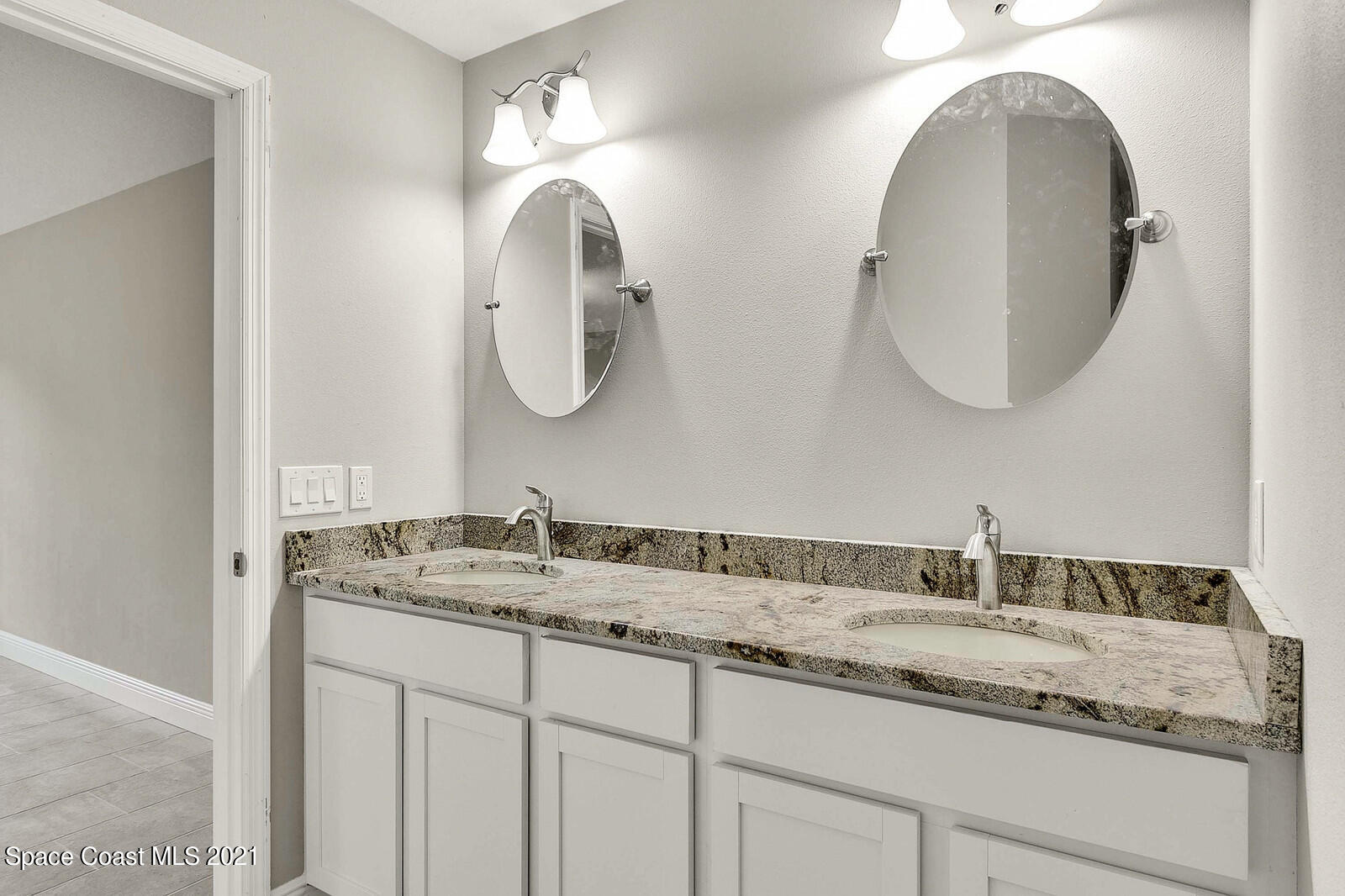 1275 Ragen Road Southeast Palm Bay, FL 32909 - Photo 11 of 12 Primary Bedroom