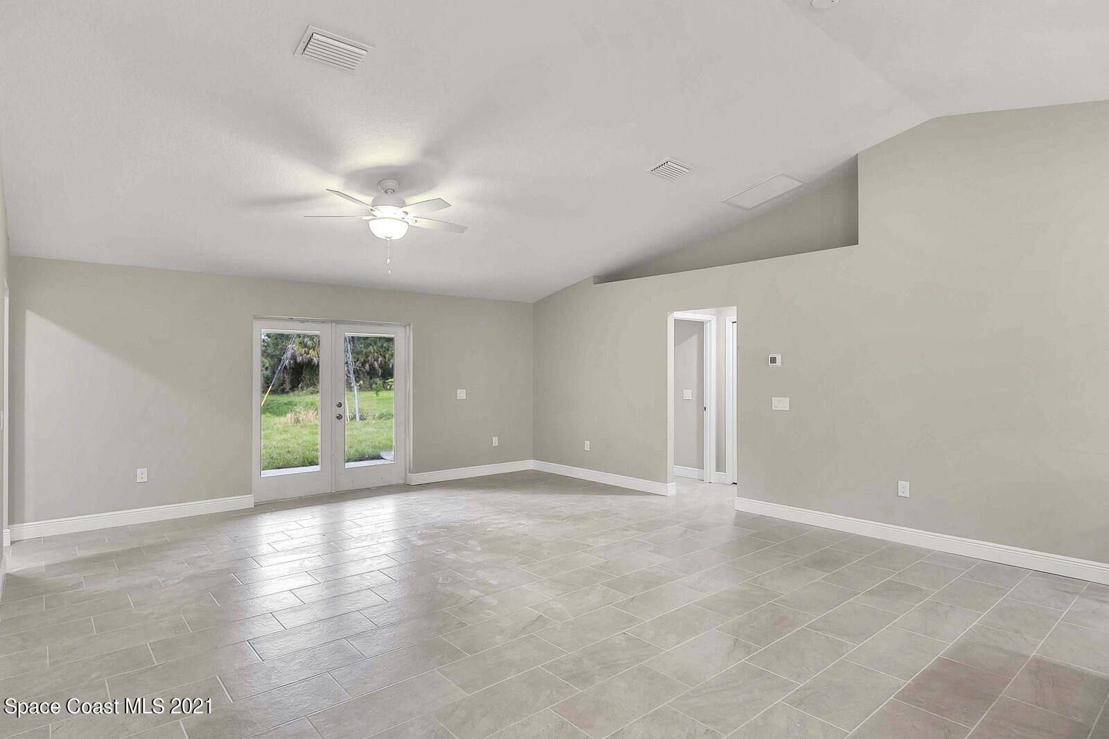1275 Ragen Road Southeast Palm Bay, FL 32909 - Photo 5 of 12 Great Room