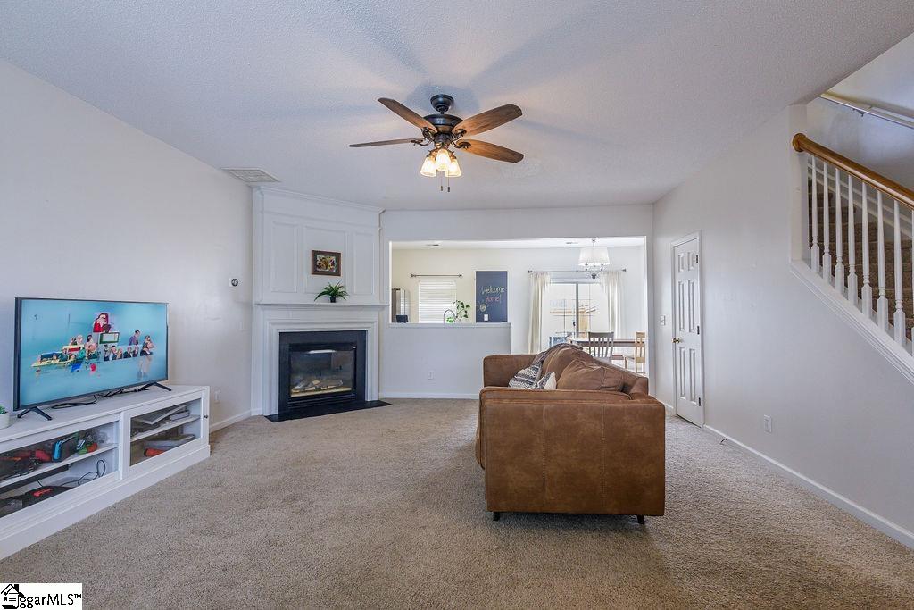 211 Braelock Drive Greer, SC 29650 - Photo 4 of 30
