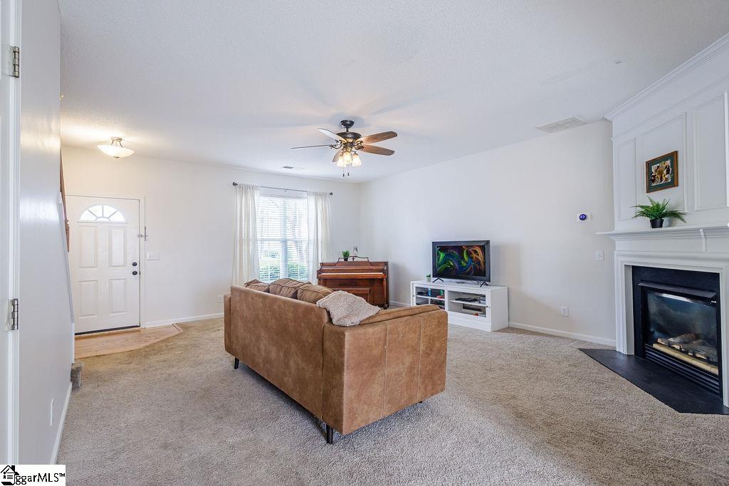 211 Braelock Drive Greer, SC 29650 - Photo 6 of 30