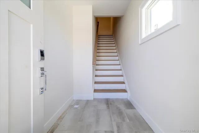 $3,650 | 8 1st Street, Lynbrook, NY 11563