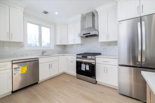 $3,650 | 8 1st Street, Lynbrook, NY 11563